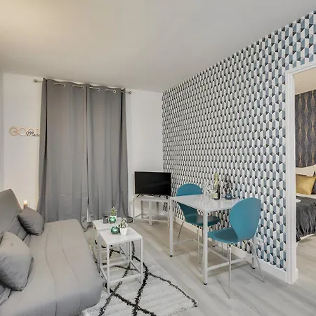 Bluestay 137 - Charming Apartment *